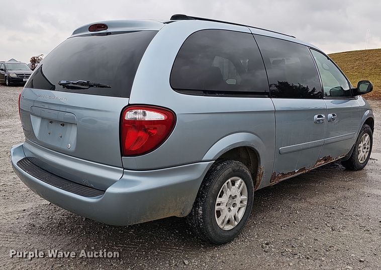 image for item DQ8492 2005 Dodge Grand Caravan  van