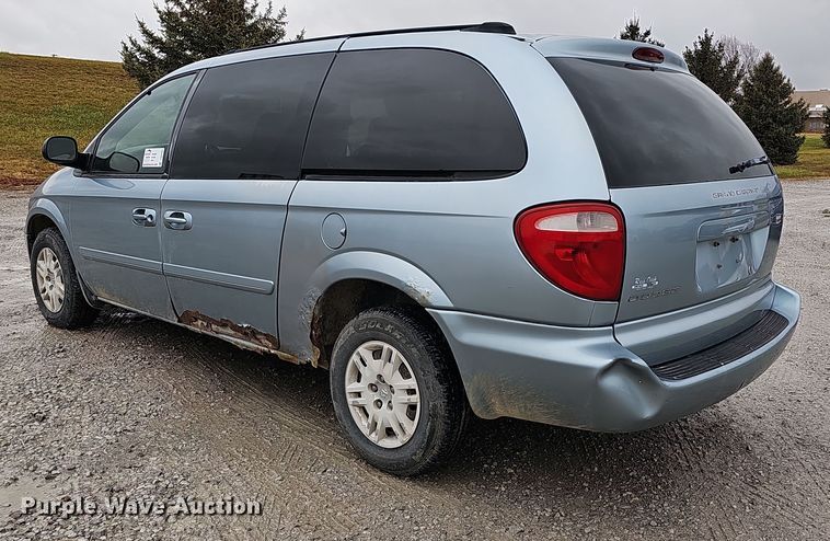image for item DQ8492 2005 Dodge Grand Caravan  van