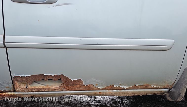 image for item DQ8492 2005 Dodge Grand Caravan  van