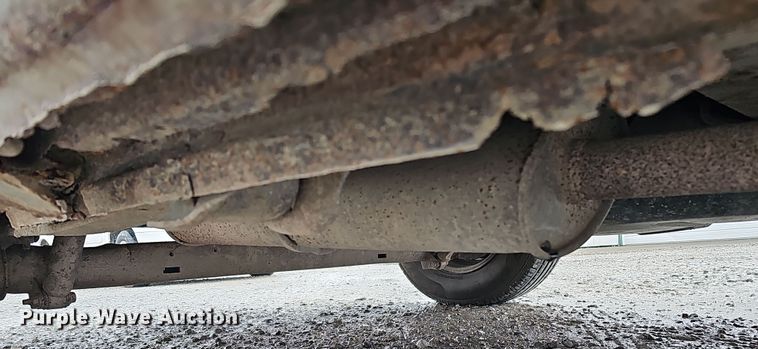 image for item DQ8492 2005 Dodge Grand Caravan  van