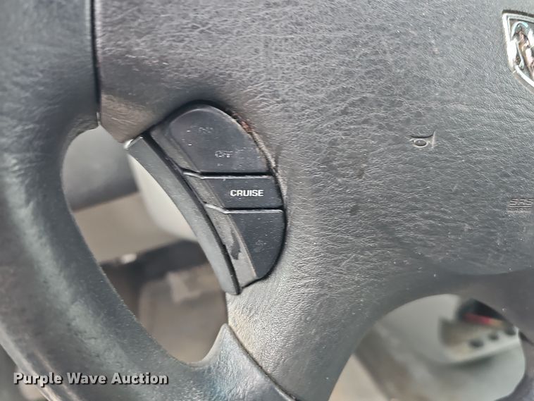 image for item DQ8492 2005 Dodge Grand Caravan  van