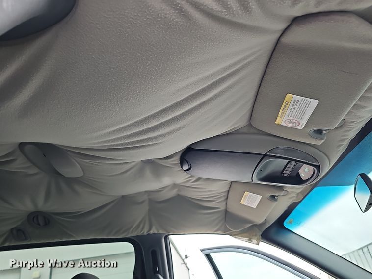 image for item DQ8492 2005 Dodge Grand Caravan  van