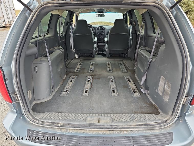 image for item DQ8492 2005 Dodge Grand Caravan  van