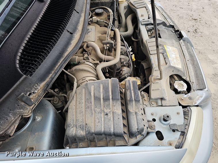 image for item DQ8492 2005 Dodge Grand Caravan  van