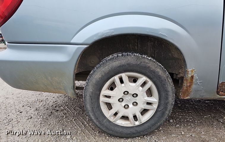 image for item DQ8492 2005 Dodge Grand Caravan  van