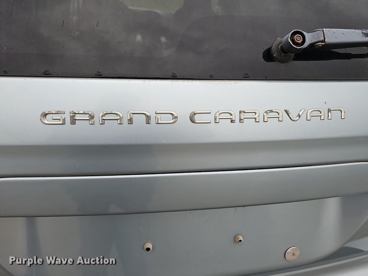 image for item DQ8492 2005 Dodge Grand Caravan  van