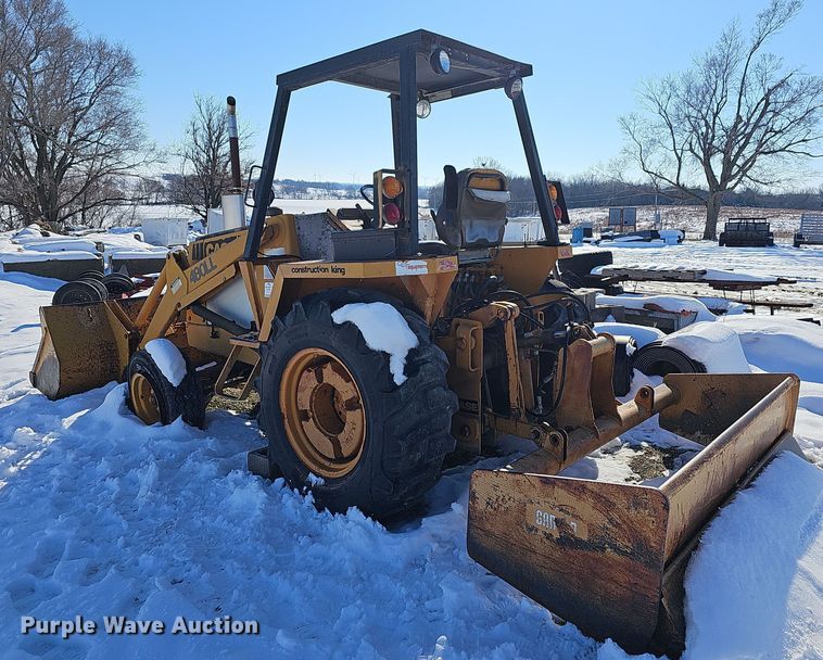 image for item DR5910 1981 Case 480D  landscape tractor