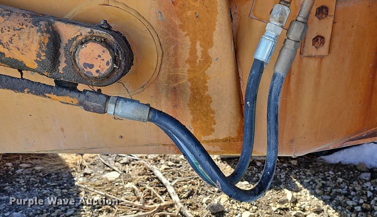 image for item DR5910 1981 Case 480D  landscape tractor