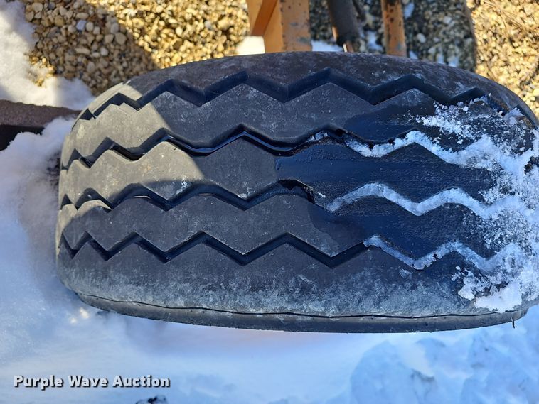 image for item DR5910 1981 Case 480D  landscape tractor