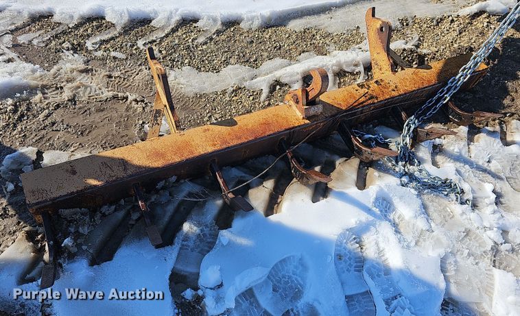 image for item DR5910 1981 Case 480D  landscape tractor