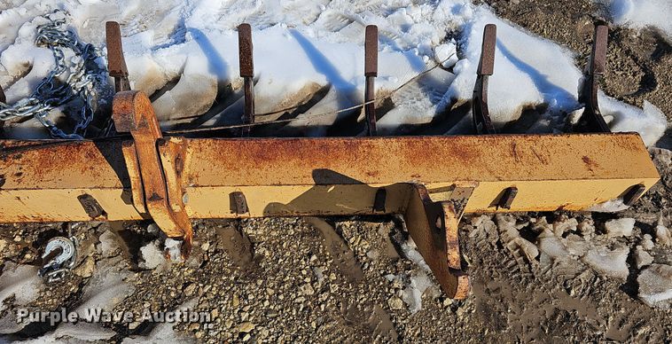 image for item DR5910 1981 Case 480D  landscape tractor