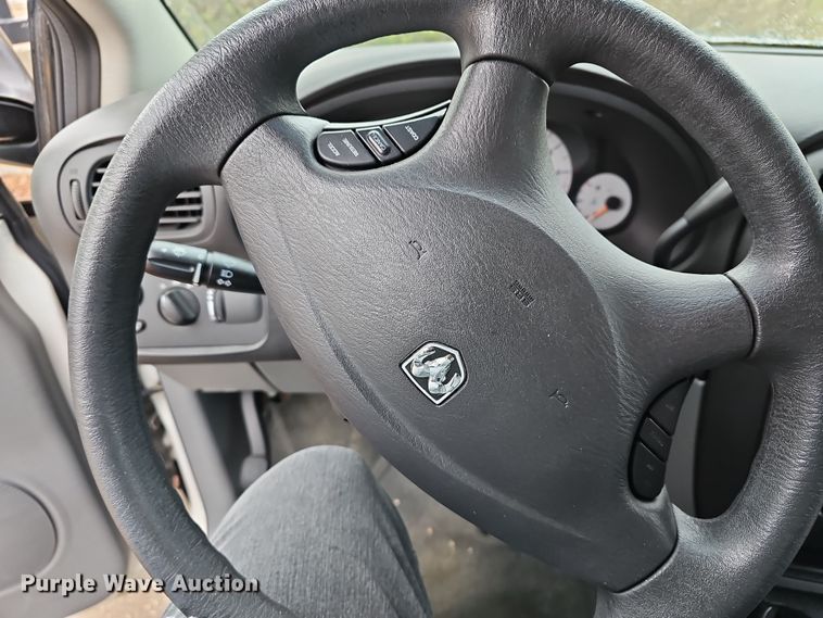 image for item DR5915 2006 Dodge Grand Caravan  van