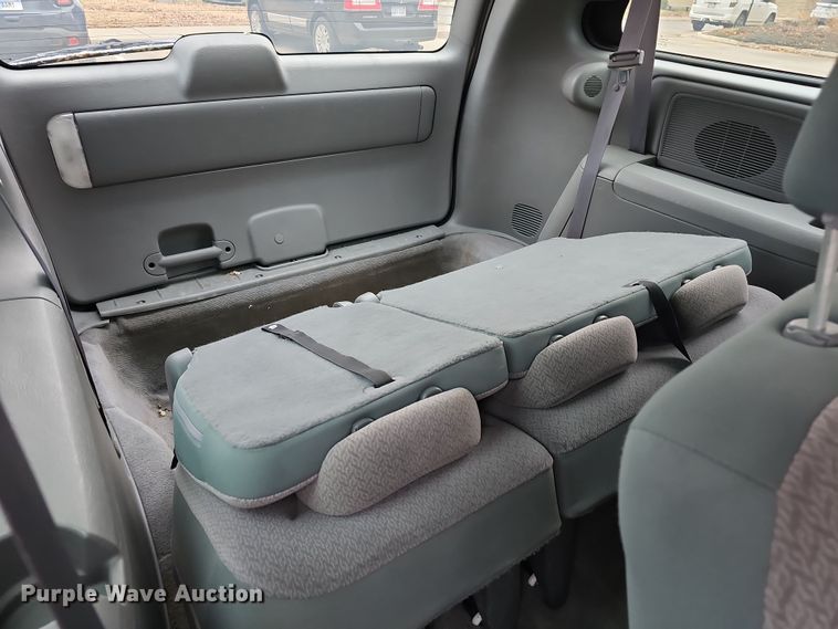 image for item DR5915 2006 Dodge Grand Caravan  van