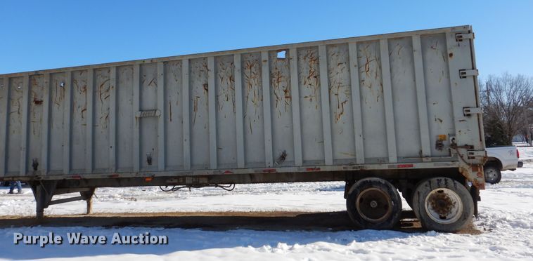 image for item DR5936 2012 Steco SW045100  walking floor trailer