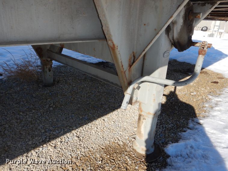 image for item DR5936 2012 Steco SW045100  walking floor trailer