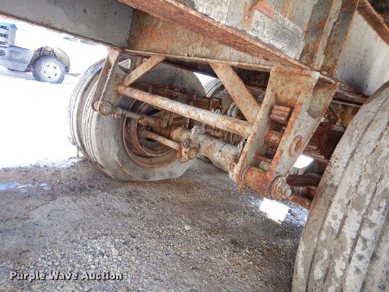 image for item DR5936 2012 Steco SW045100  walking floor trailer