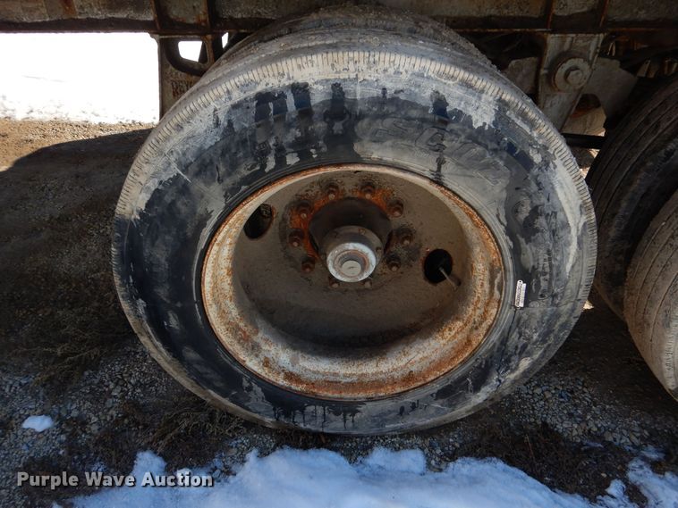 image for item DR5936 2012 Steco SW045100  walking floor trailer