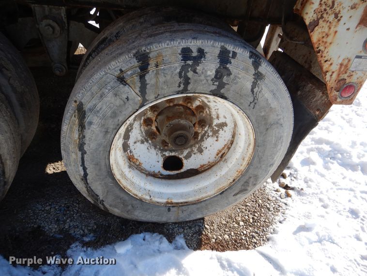 image for item DR5936 2012 Steco SW045100  walking floor trailer