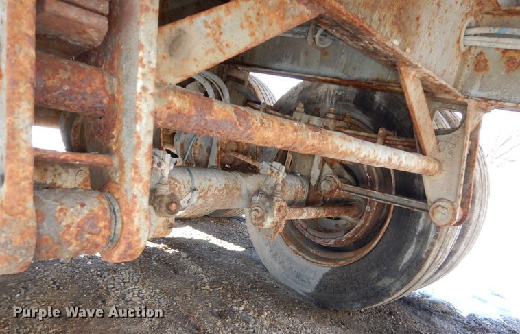 image for item DR5936 2012 Steco SW045100  walking floor trailer