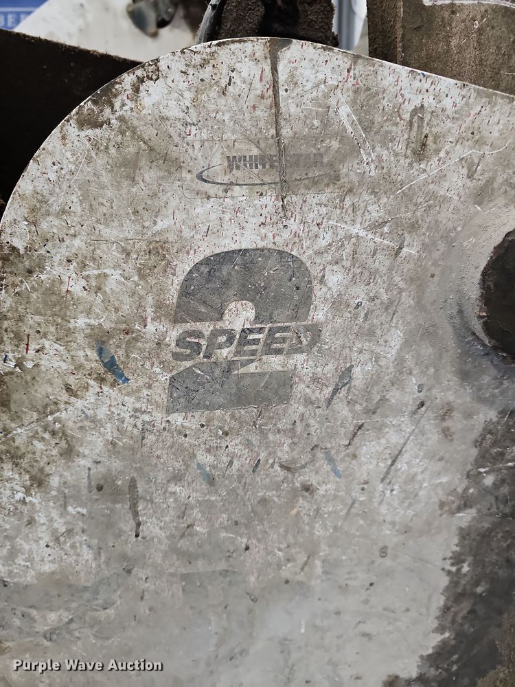 image for item DR5937 2015 Bobcat S850  skid steer loader