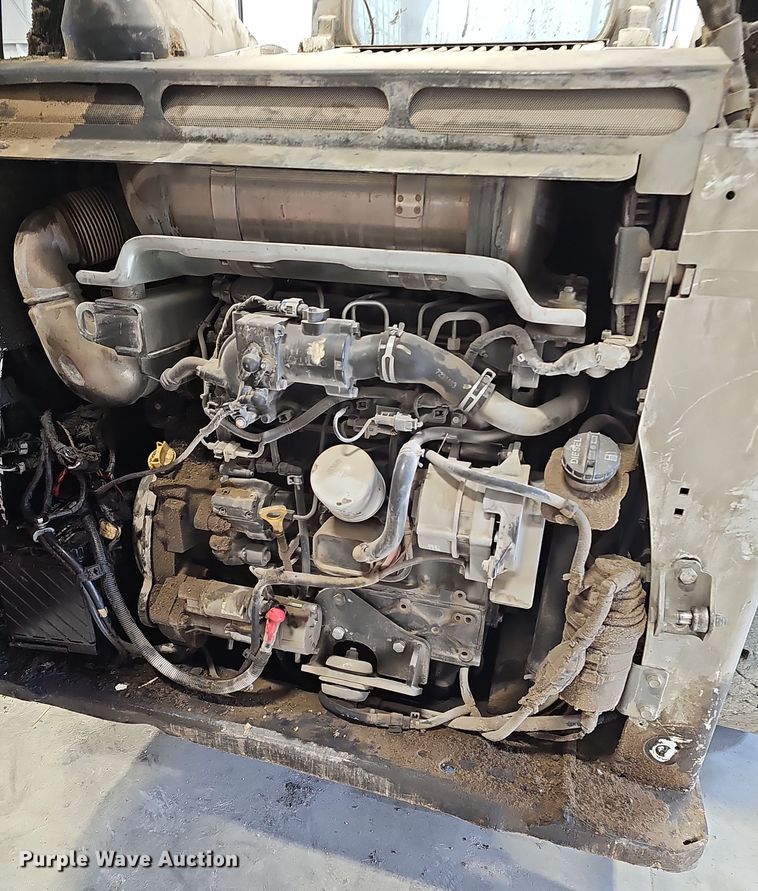 image for item DR5937 2015 Bobcat S850  skid steer loader