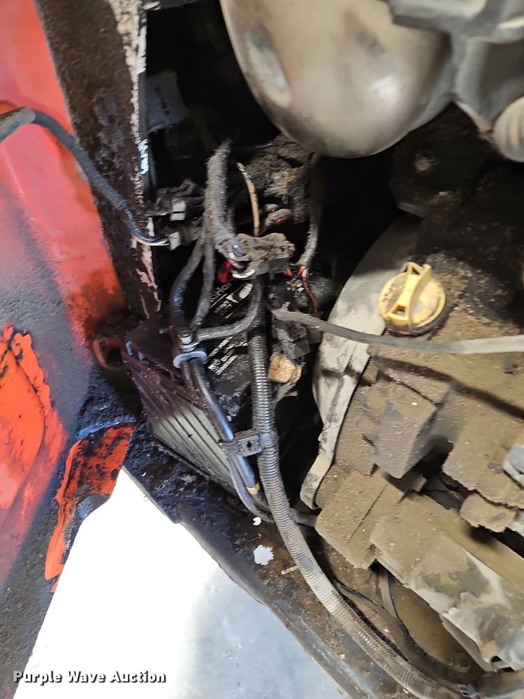 image for item DR5937 2015 Bobcat S850  skid steer loader