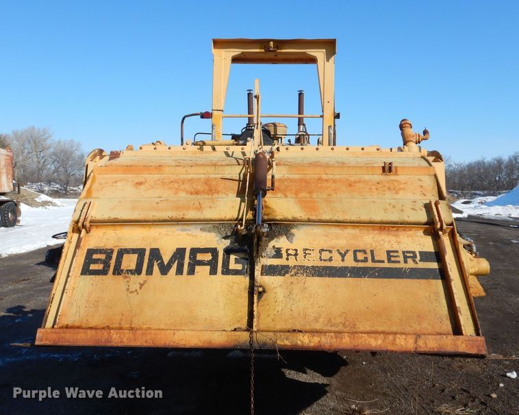 image for item DR5938 1984 Bomag MPH100  reclaimer