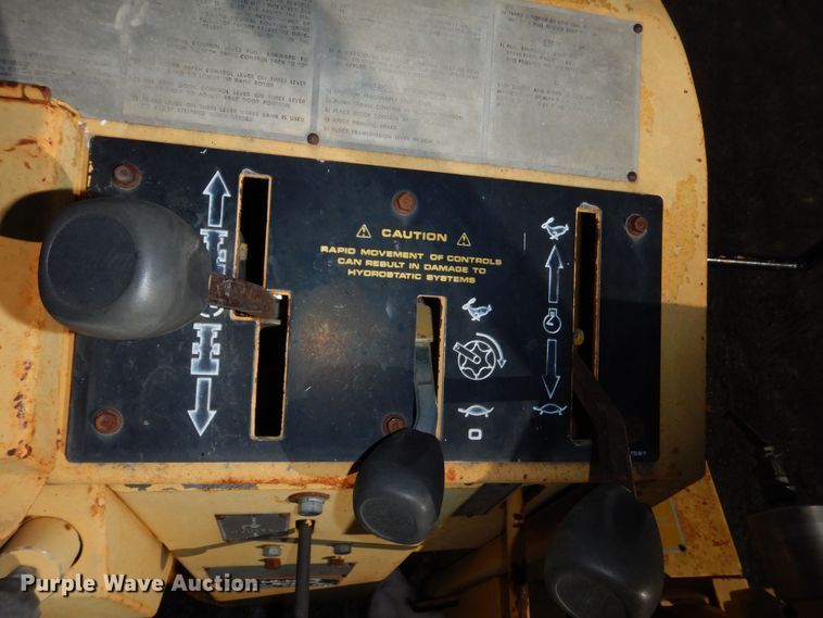 image for item DR5938 1984 Bomag MPH100  reclaimer