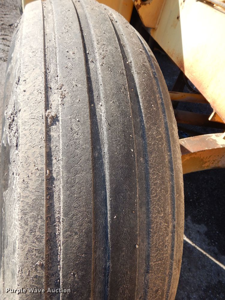 image for item DR5938 1984 Bomag MPH100  reclaimer