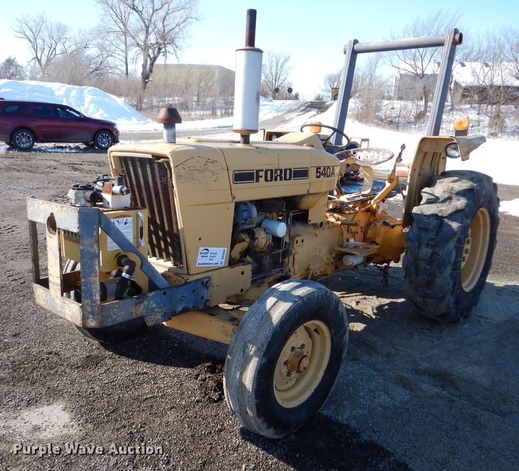 image for item DR5939 1982 Ford 540A  tractor
