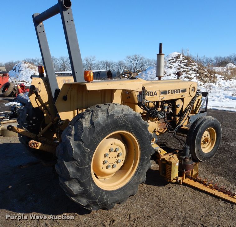 image for item DR5939 1982 Ford 540A  tractor