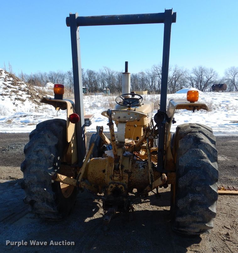 image for item DR5939 1982 Ford 540A  tractor