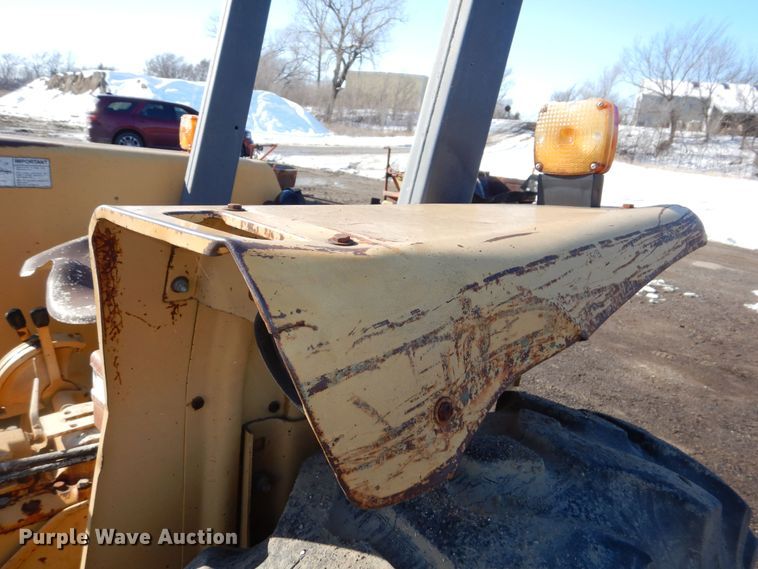 image for item DR5939 1982 Ford 540A  tractor