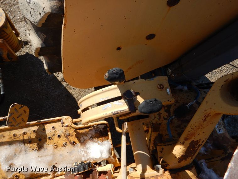 image for item DR5939 1982 Ford 540A  tractor