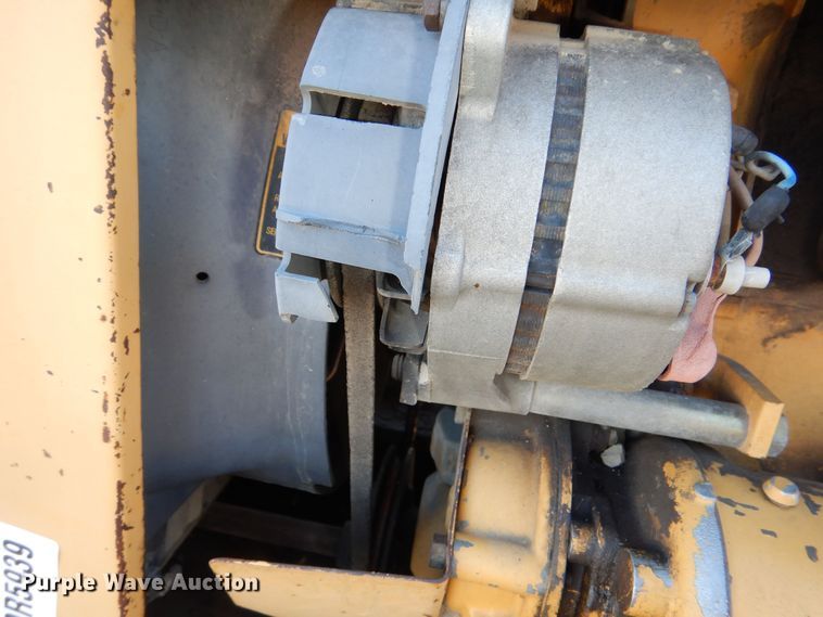 image for item DR5939 1982 Ford 540A  tractor