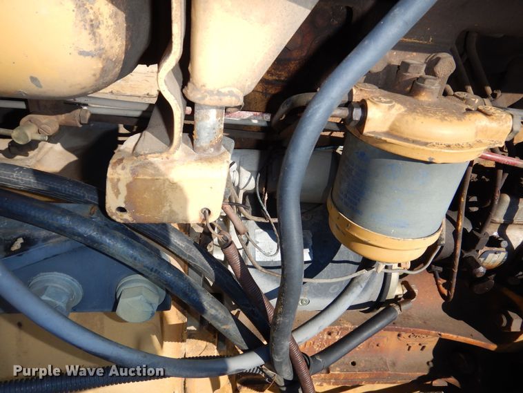 image for item DR5939 1982 Ford 540A  tractor