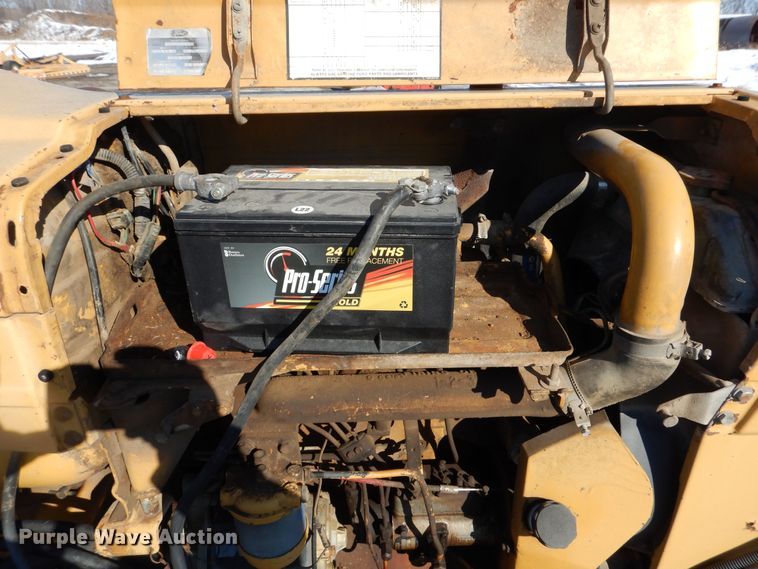 image for item DR5939 1982 Ford 540A  tractor