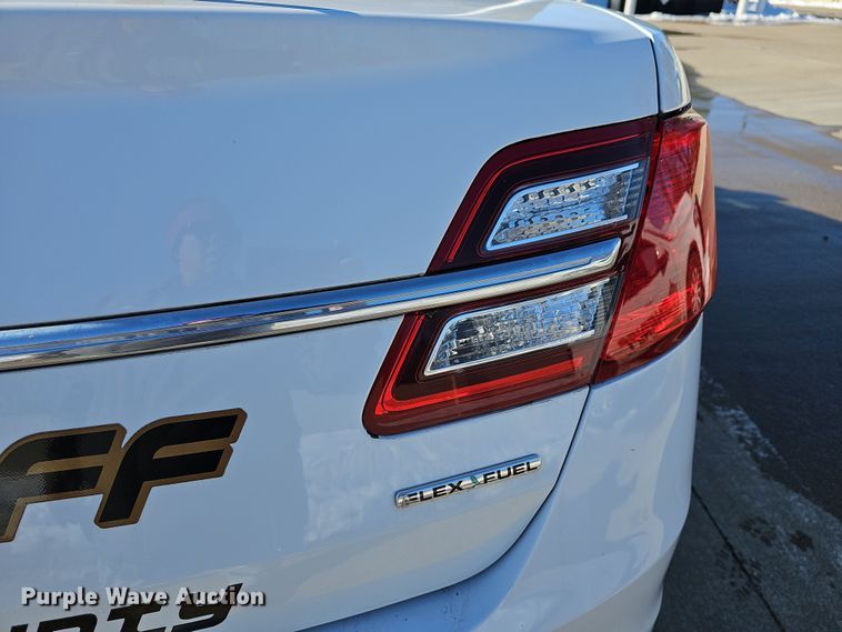 image for item DR5940 2016 Ford Taurus Police Interceptor