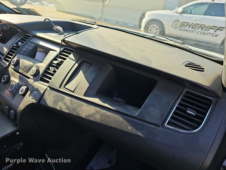 image for item DR5940 2016 Ford Taurus Police Interceptor