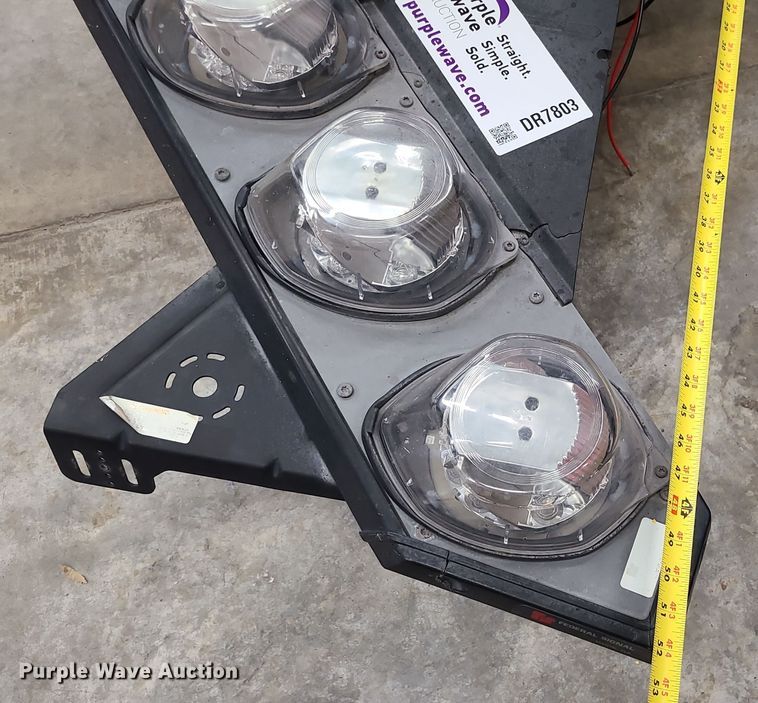 image for item DR7803 LED light bar