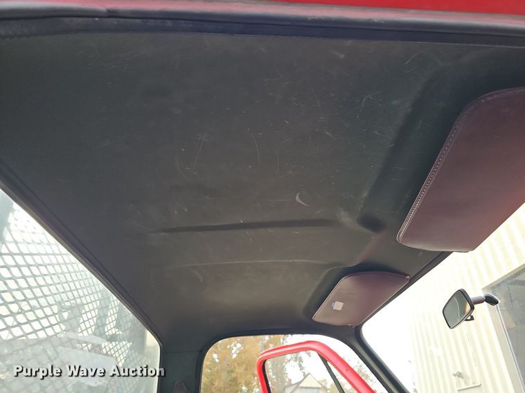 image for item DS5688 1985 Chevrolet D30  pickup truck