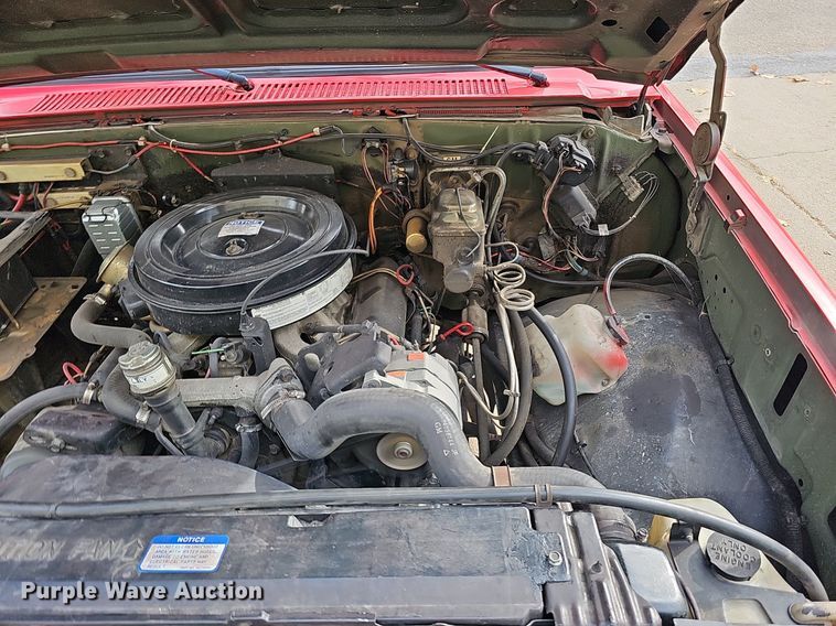 image for item DS5688 1985 Chevrolet D30  pickup truck