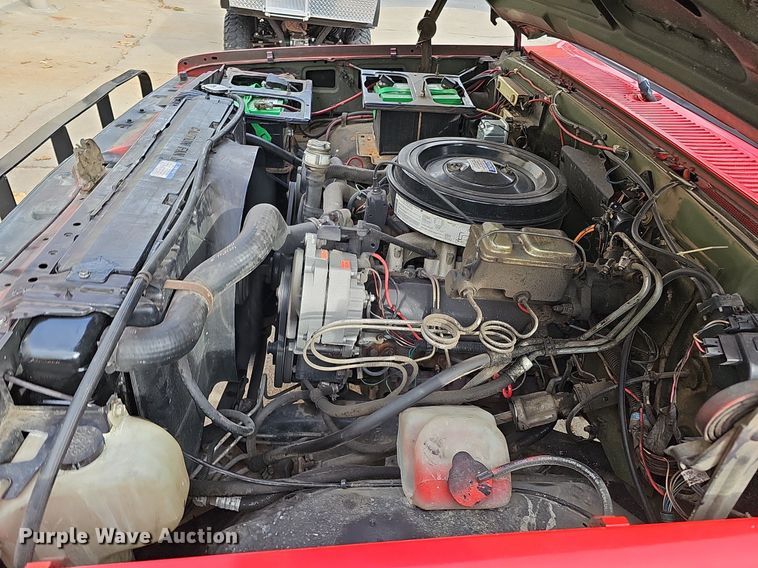 image for item DS5688 1985 Chevrolet D30  pickup truck