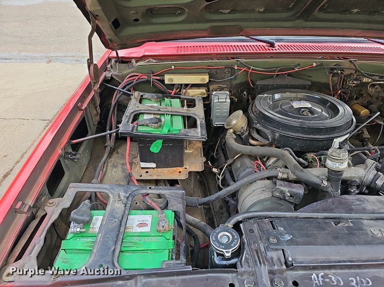 image for item DS5688 1985 Chevrolet D30  pickup truck