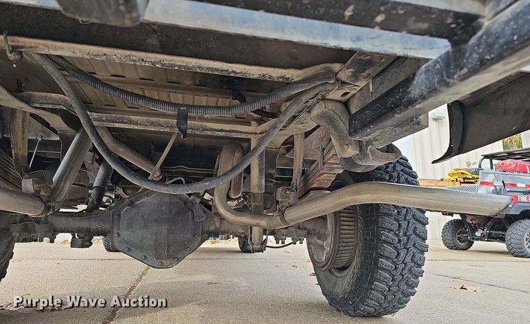 image for item DS5688 1985 Chevrolet D30  pickup truck