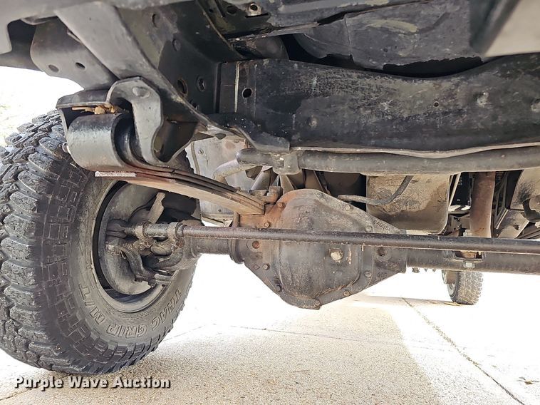 image for item DS5688 1985 Chevrolet D30  pickup truck