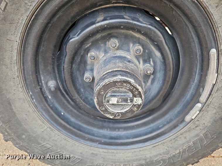 image for item DS5688 1985 Chevrolet D30  pickup truck