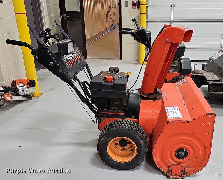 image for item DS5696 Ariens ST1032  snow blower