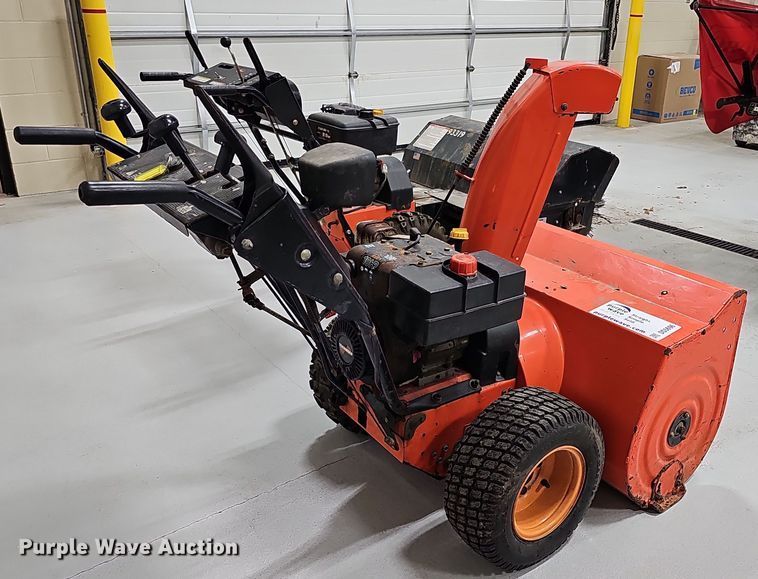 image for item DS5696 Ariens ST1032  snow blower