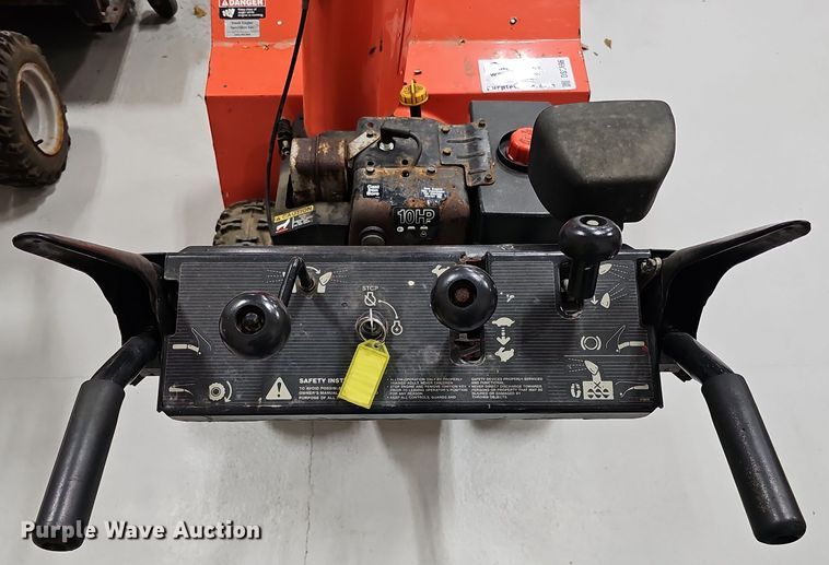 image for item DS5696 Ariens ST1032  snow blower